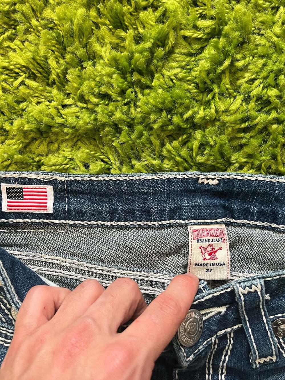 True Religion - Picture 4 of 5